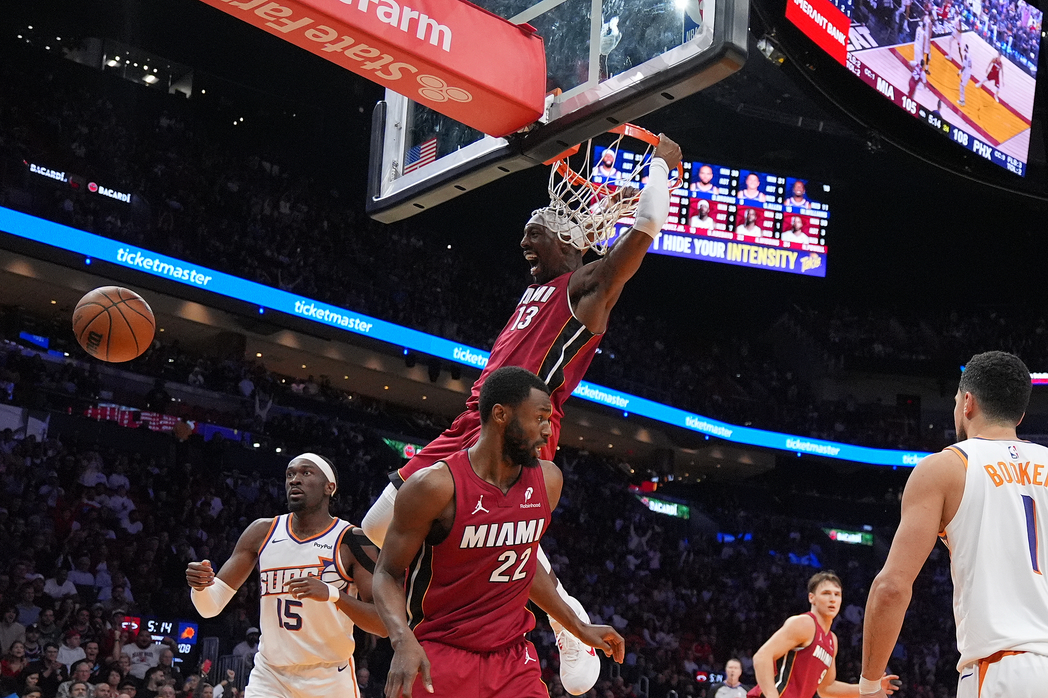 BB贝博体育登录入口-阿德巴约29+9布克24+9+9 热火胜太阳结束3连败