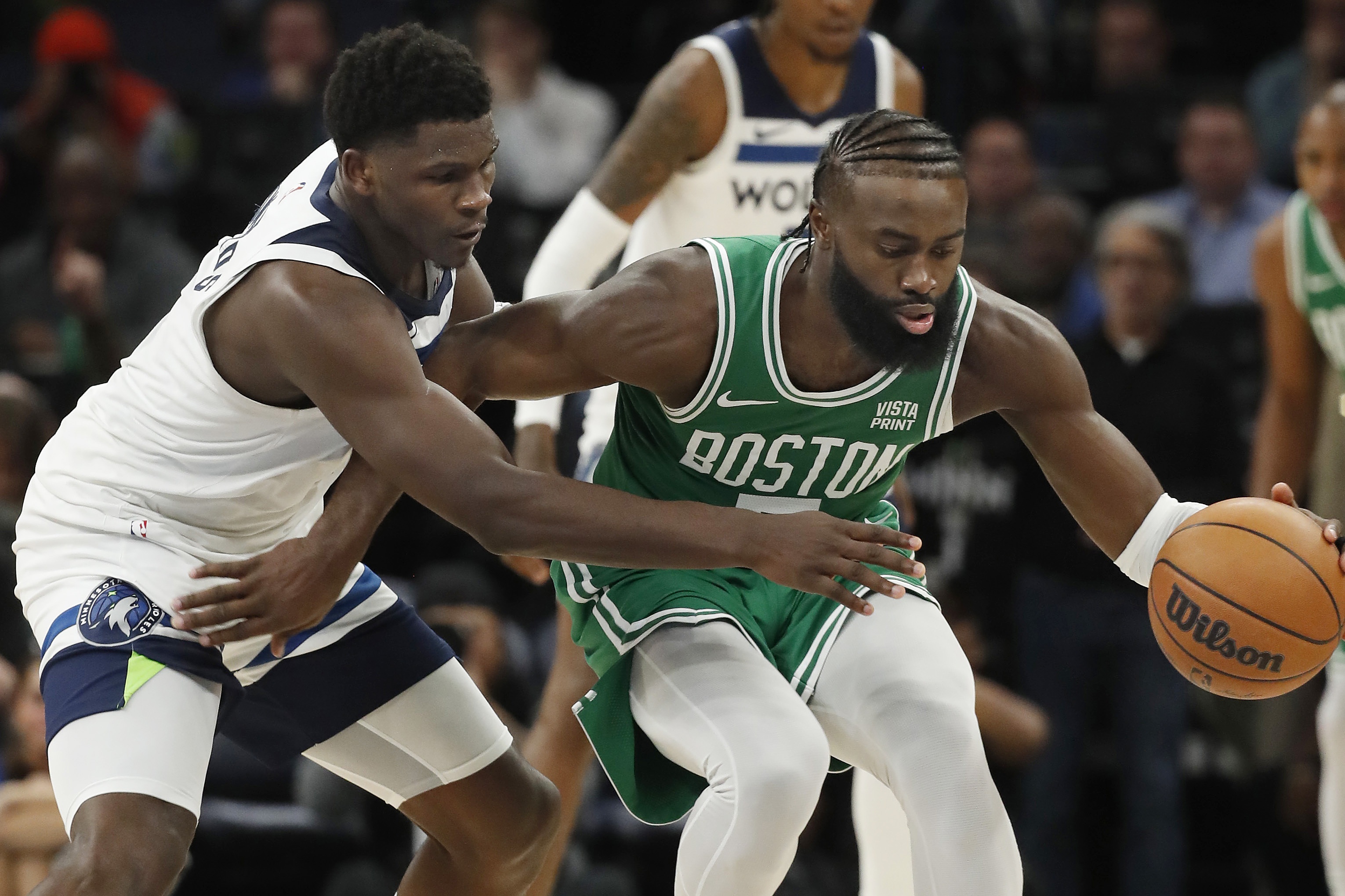 丁威迪:攻防一体最好的后卫是华子 侧翼则是杰伦·布朗而非小卡