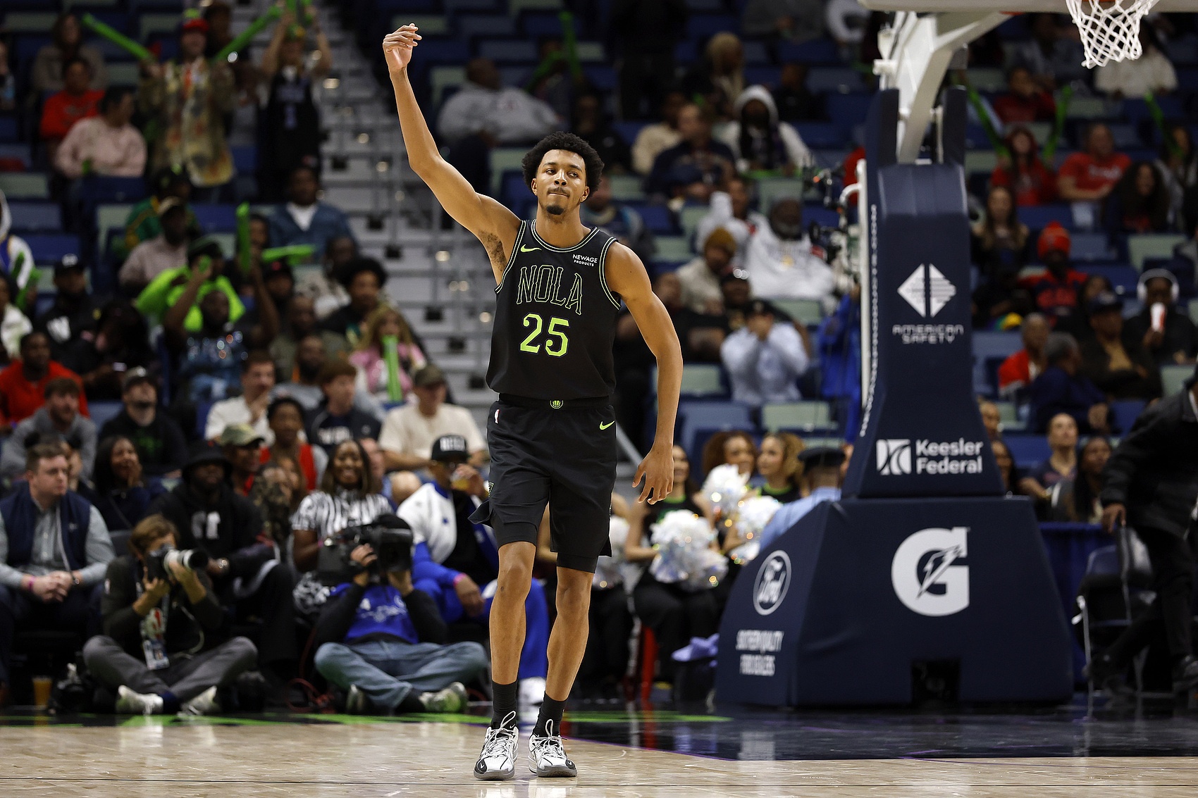 功亏一溃!墨菲19投11中高效砍下31分5板2助 可惜关键抛投打铁